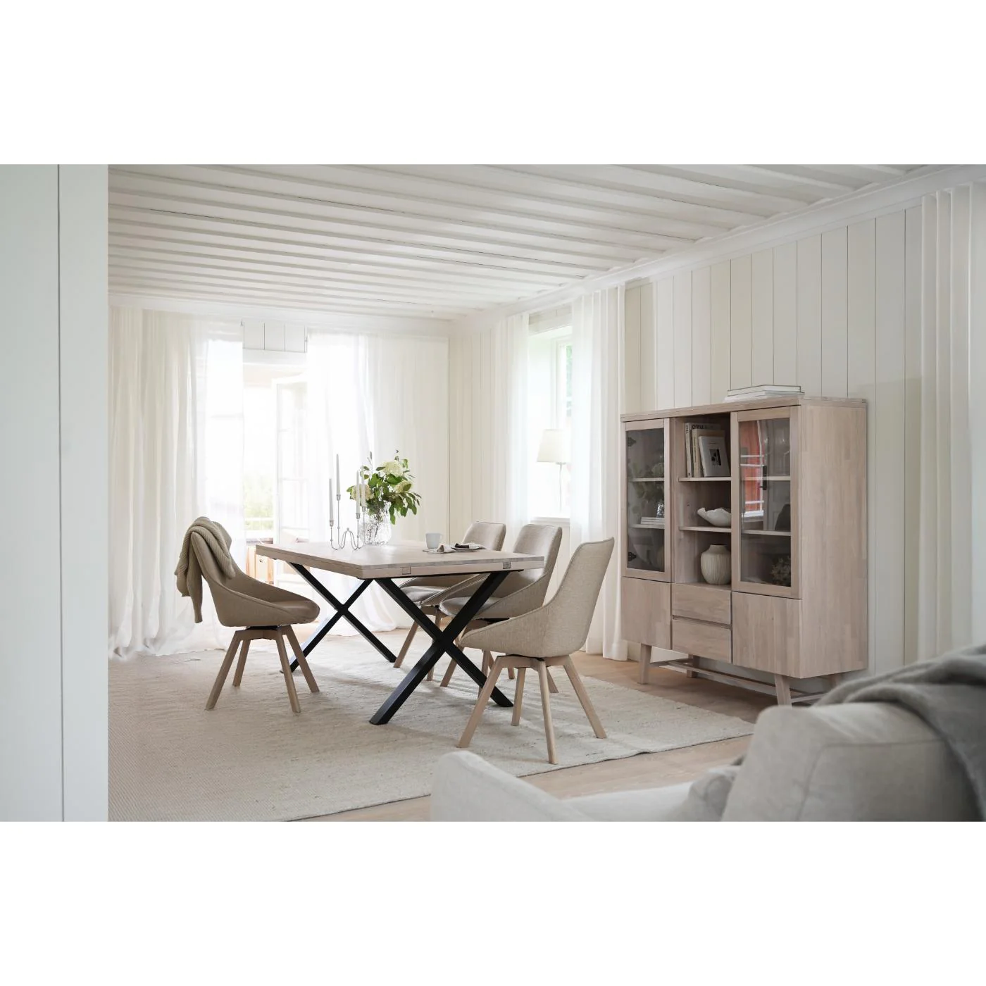 Alison tuoli valkolakattu tammijalka / vaalea beige kangas - Image 7